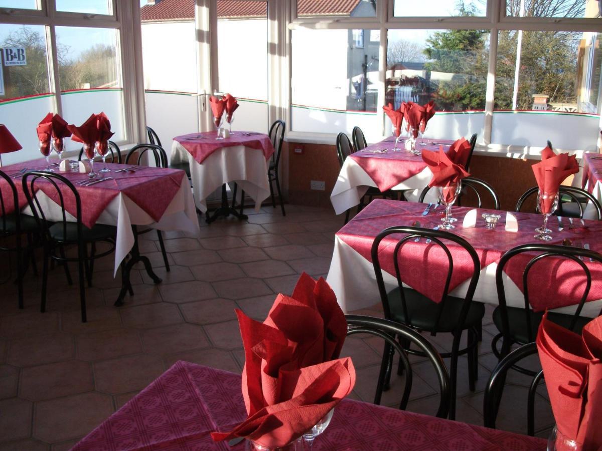 Valentino's Hotel Filey Esterno foto